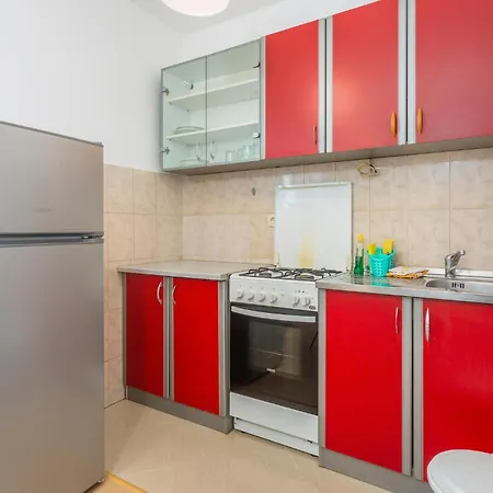 2 Bedroom In Cernik Apartamento Rijeka