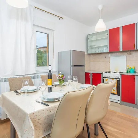 2 Bedroom In Cernik