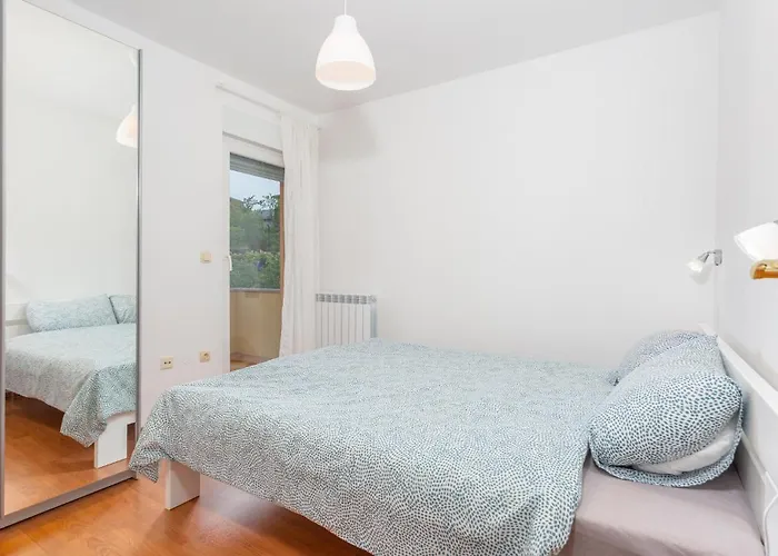 Awesome In Cernik With Wifi Апартаменты