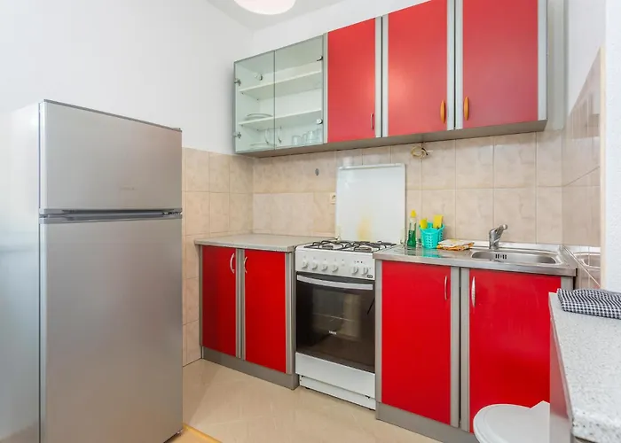 Awesome In Cernik With Wifi Апартаменты Риека
