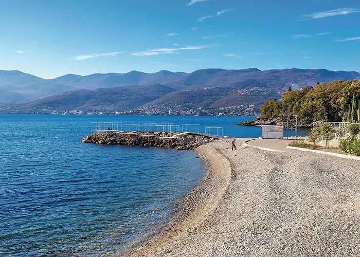 شقة Awesome In Cernik With Wifi غييكا