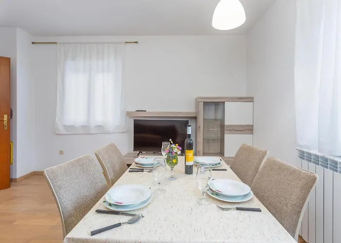 Awesome In Cernik With Wifi Lejlighed *