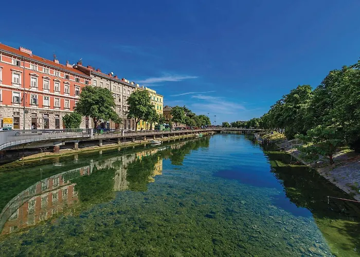 Lejlighed Awesome In Cernik With Wifi Rijeka